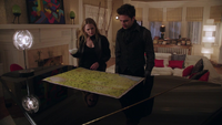 1x17 Jefferson Emma Swan carte ville