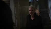 5x02 Maison Swan Emma Regina colère statut Sauveuse