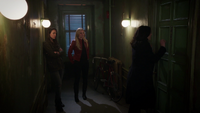 4x19 appartement de Neal coups porte Regina Mills Robin de Locksley Emma Swan Lily Page