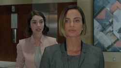 7x01 Ivy Victoria Belfrey explications nouvelles localisation petite-belle-fille Lucy Jacinda