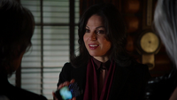 4x16 Regina Mills M