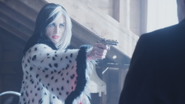 4x18 Cruella d'Enfer pistolet Isaac Auteur éclair