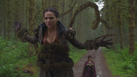 2x02 jeune Reine Regina Cora maléfice immobilisant branches entraves livre de sorts