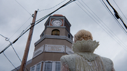 4x07 Ingrid Reine des Glaces dos vue tour de l'horloge