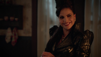 6x02 Reine Regina Sérum rires ferme