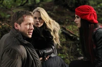 Emma et Ruby retrouvent David.