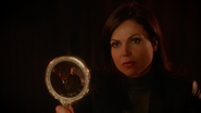 5x19 Regina Mills miroir image Zelena Hadès surprise