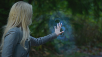 4x11 Emma Swan barrière magique frontière ville Storybrooke