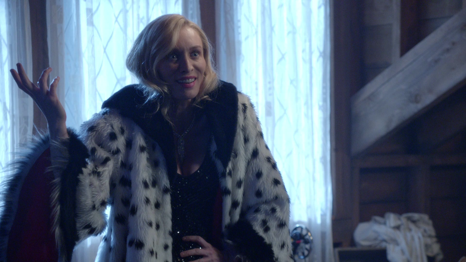 Once Upon a Time Cruella Deville White Fur Coat