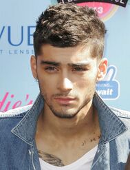 Zayn-malik-2013-teen-choice-awards-01