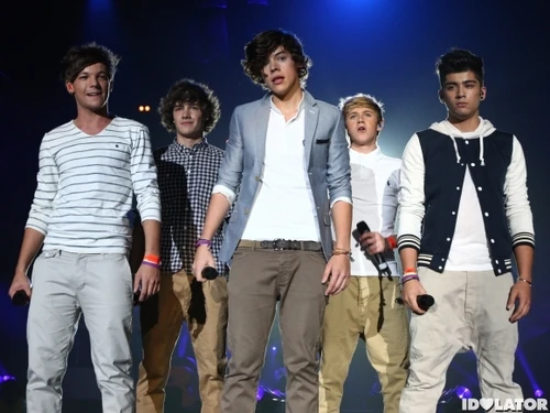 GOD HARRY HAIR FREAKS ME OUT!!!!!!!!!!