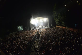 Jakarta Indonesia 13 One Ok Rock Wiki Fandom