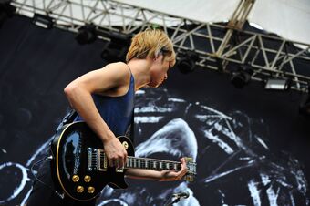 Toru S Gear One Ok Rock Wiki Fandom