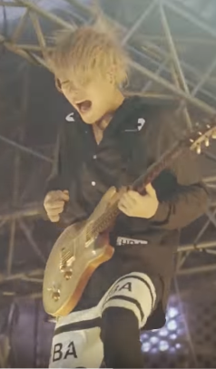 Toru S Gear One Ok Rock Wiki Fandom