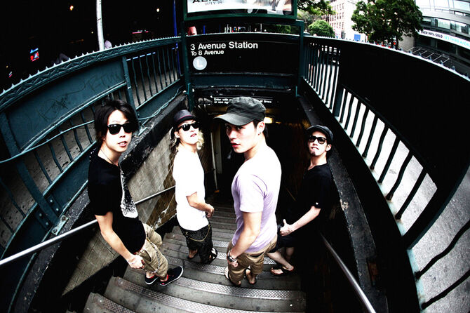 Amazon.co.jp: ONE OK ROCK（ワンオクロック）2016 SPECIAL LIVE