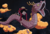 One Piece Episode 1049: Momo shows astonishing courage & transforms into a  giant dragon