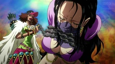 Naomi Drunk captura a Nico Robin.