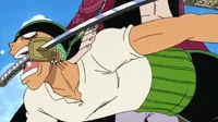 Mihawk attaquant Zoro à la nuque