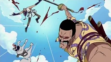 Лулу использует меч.