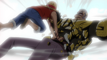 Luffy Breaks Krieg's Armor With Gomu Gomu No Bazooka