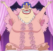 Big Mom w pidżamie.