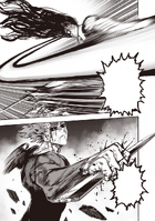 Garou catches and breaks Royal Ripper's blade