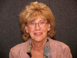 Anna Karen.jpg