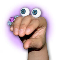 Oobi Uma hand puppet eyes