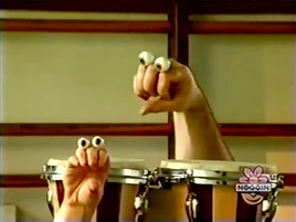 Oobi-shorts-Bongo-Drums-Uma-asks-to-play