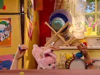 Kako makes fun of Oobi