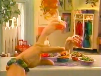 Oobi-shorts-Macaroni-Jewelry-characters-group.jpg (242 KB) Having fun