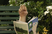 Oobi-Noggin-photo-Grampu-reading-wide