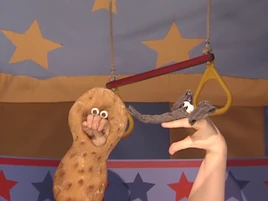Oobi-Pretend-Circus-Oobi-as-a-peanut