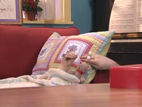 Oobi-Uma-Sick-Uma-with-teddy-bear.png (622 KB) Uma with her teddy bear