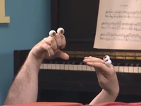 Oobi-Piano-Lesson-ending.png (406 KB) Uma needing piano lessons