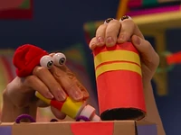 Oobi-Uma-Trip-making-the-train.png (565 KB) Making the train