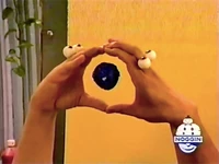 Oobi-shorts-Paint-Shapes-circle.jpg (173 KB) Making a circle