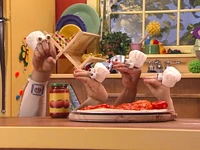 Oobi-Make-Pizza-actual-tomato-sauce.png (726 KB) Actual tomato sauce