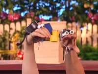 Oobi-Build-Fort-helmets.png (762 KB) Oobi and Kako as fort builders