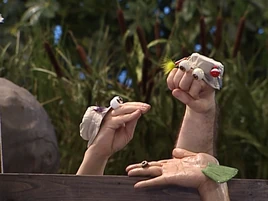 Oobi-Fishing-catching-the-fish