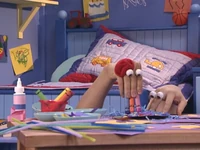 Oobi-Uma-Sick-making-a-card.png (660 KB) Making a card