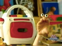 Oobi-shorts-Quiet-Read-Uma.jpg (68 KB) Uma listening to music