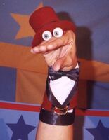 Oobi-Kako-ringmaster-costume