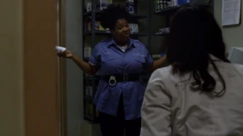 Breaking the Fiberboard Ceiling (78 kB) Romper el techo