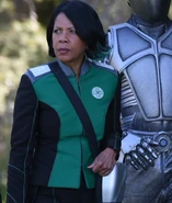 Claire Finn Isaac.jpg (55 KB) Claire investigates the bio-ship.