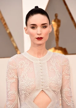 RooneyMara88th