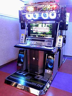 Beatmania Iidx Osu It S Dangerous To Play Alone Wikia Fandom