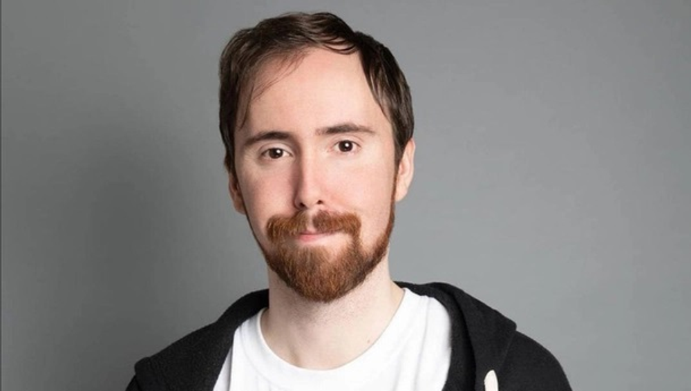 Asmongold.