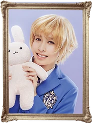 Musical3 Mitsukuni.png (153 KB) Ginga Shitara as Mitsukuni "Honey" Haninozuka