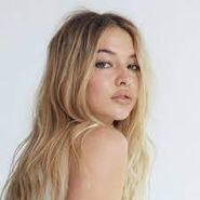 Madelyn11.jpg (5 KB)